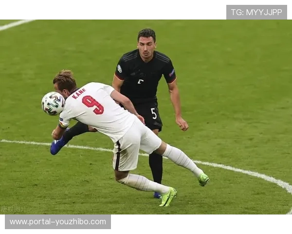 足球金融专家强调平衡赛事收入与球员福利的重要性